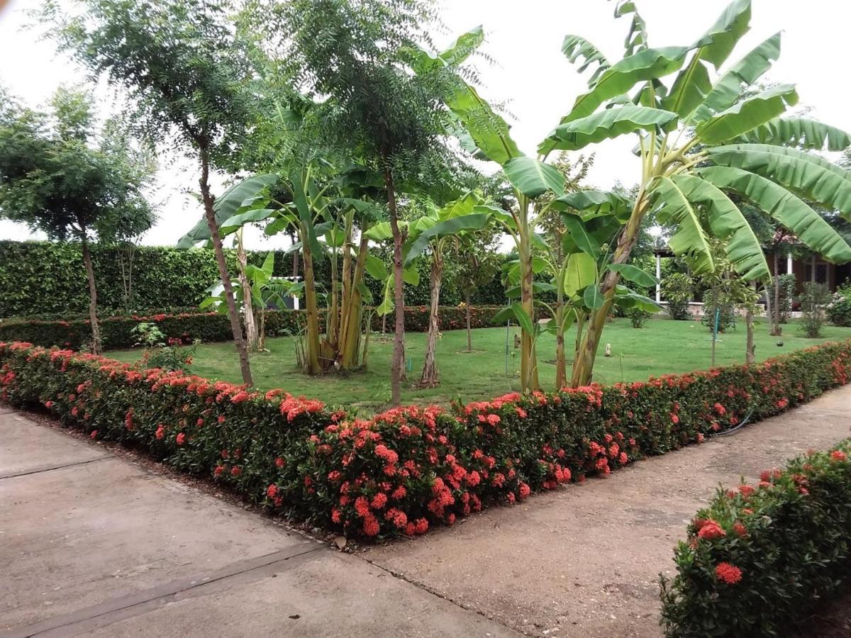 C&H Casa Campestre El Oasis Ricaurte Girardot Bed & Breakfast Exterior photo